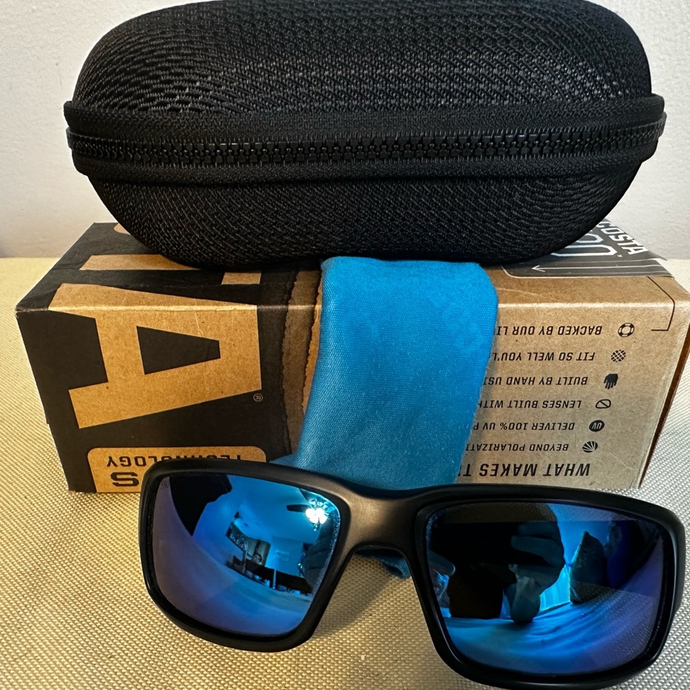 Costa Fantail GLASS Blue Mirror Polarized Lenses